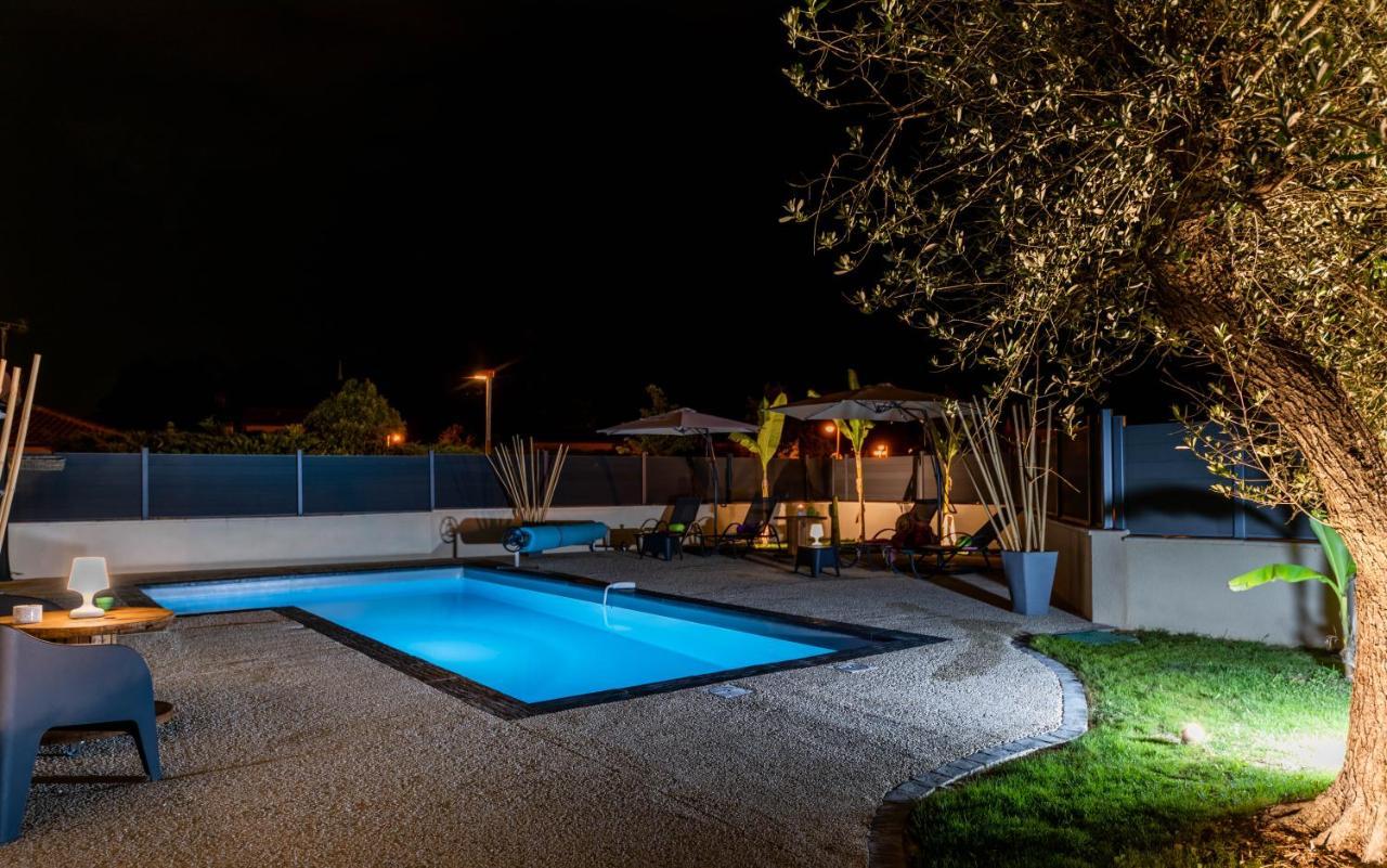 Villa Des Oliviers Sublime Villa Avec Piscine Chauffee Et Privee Et Baby Foot Bon-Encontre Eksteriør bilde